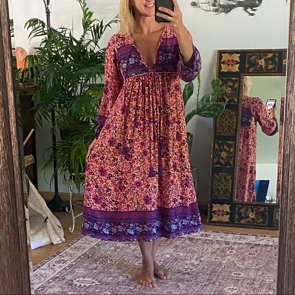 Spell Imitation Folktown Boho Gown in Blossom - Picture 2 of 16